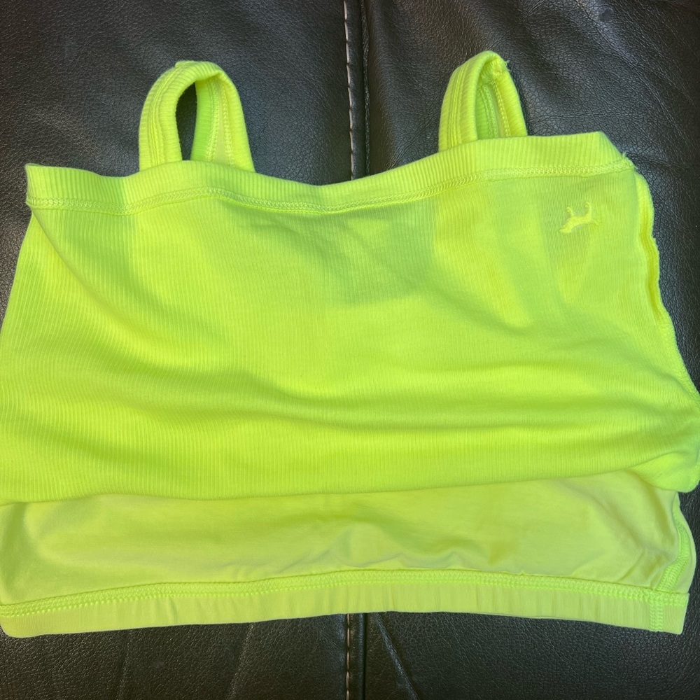 BNWT PINK ( VS) Neon Yellow Ribbed Crop Tank Top - Picture 5 of 5